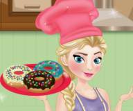 Эльза готовит пончики